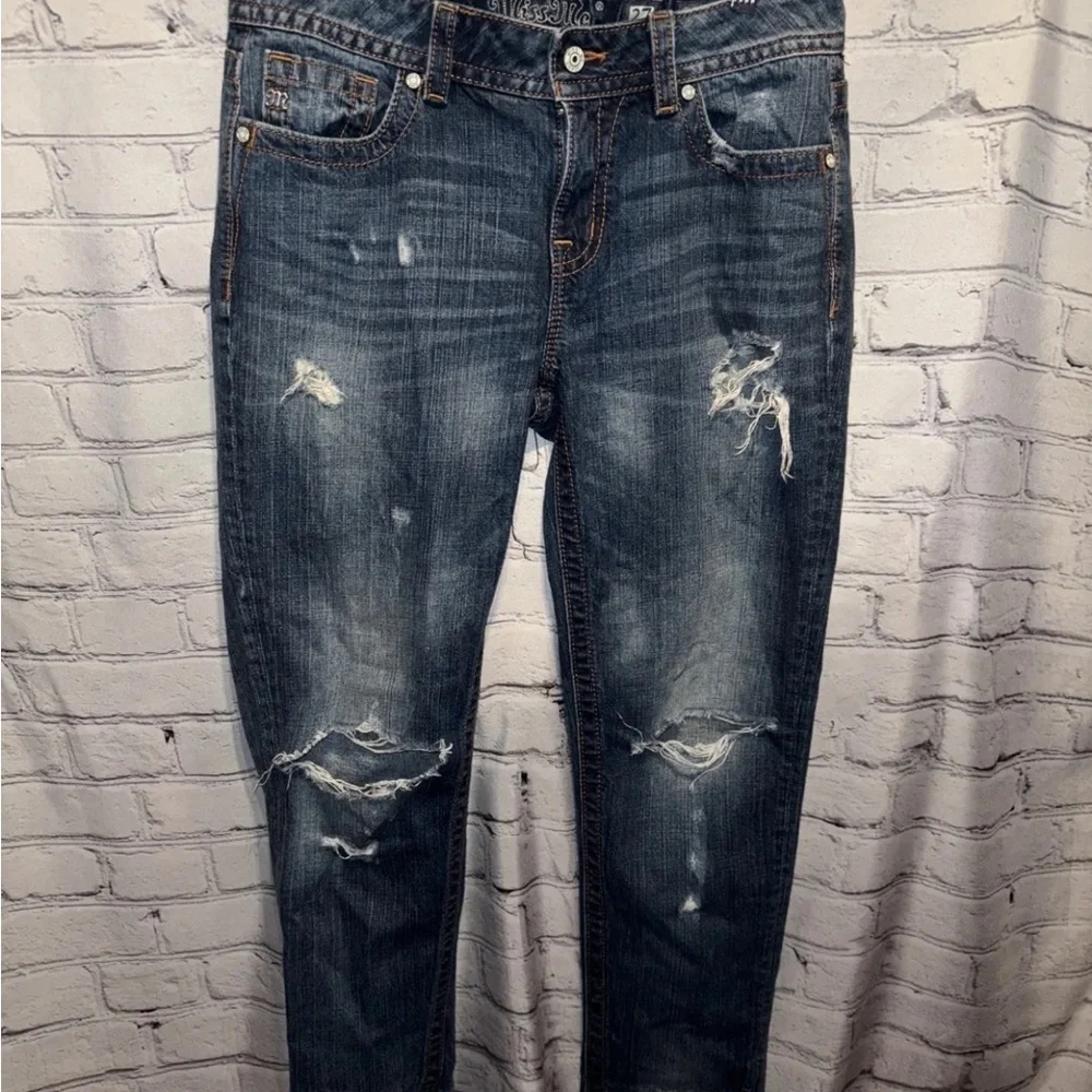 Miss Me Boyfriend Medium Wash Distressed Ankle Denim Jeans Women’s Size 27